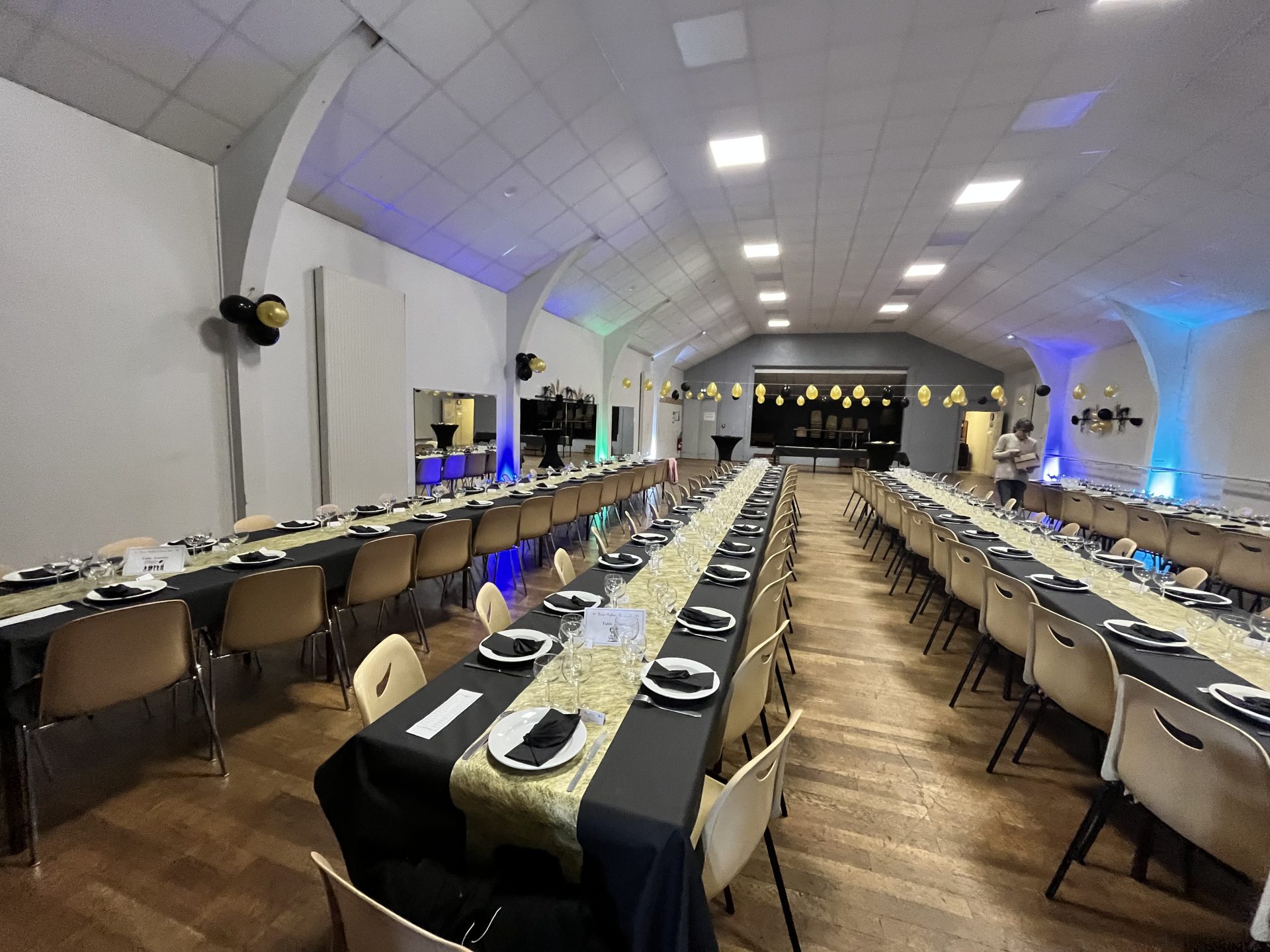 TABLE SOIREE MARS